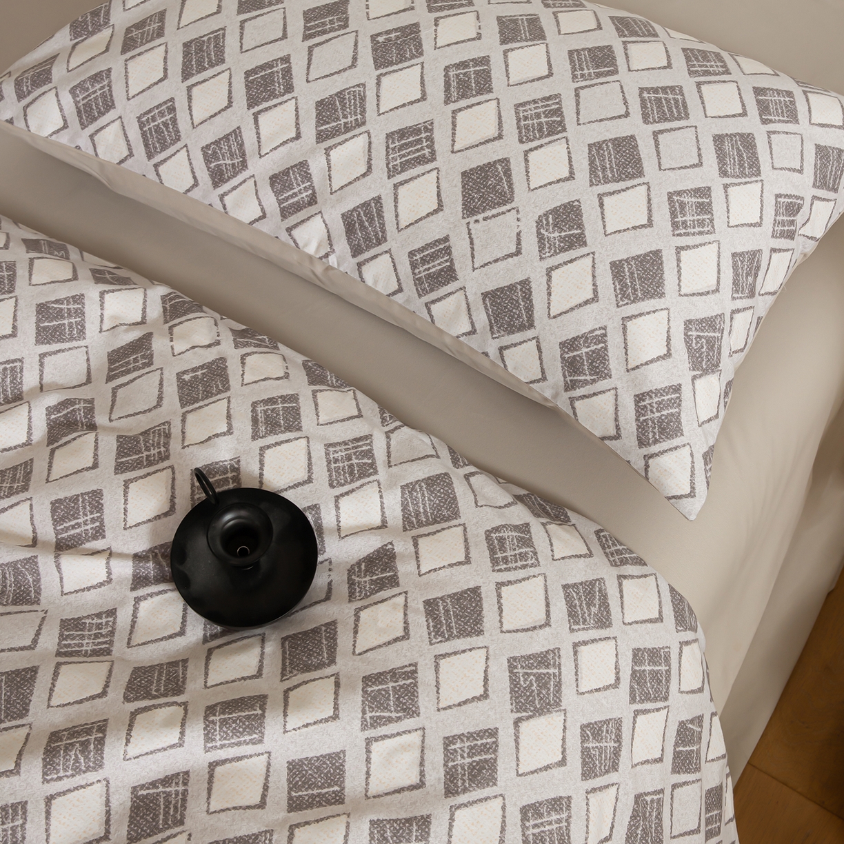 91家纺网 家纺一手货源 找家纺 绫韵家纺 2025秋冬新款印花全棉磨毛冬季加厚纯棉磨毛三件套四件套系列 摩卡