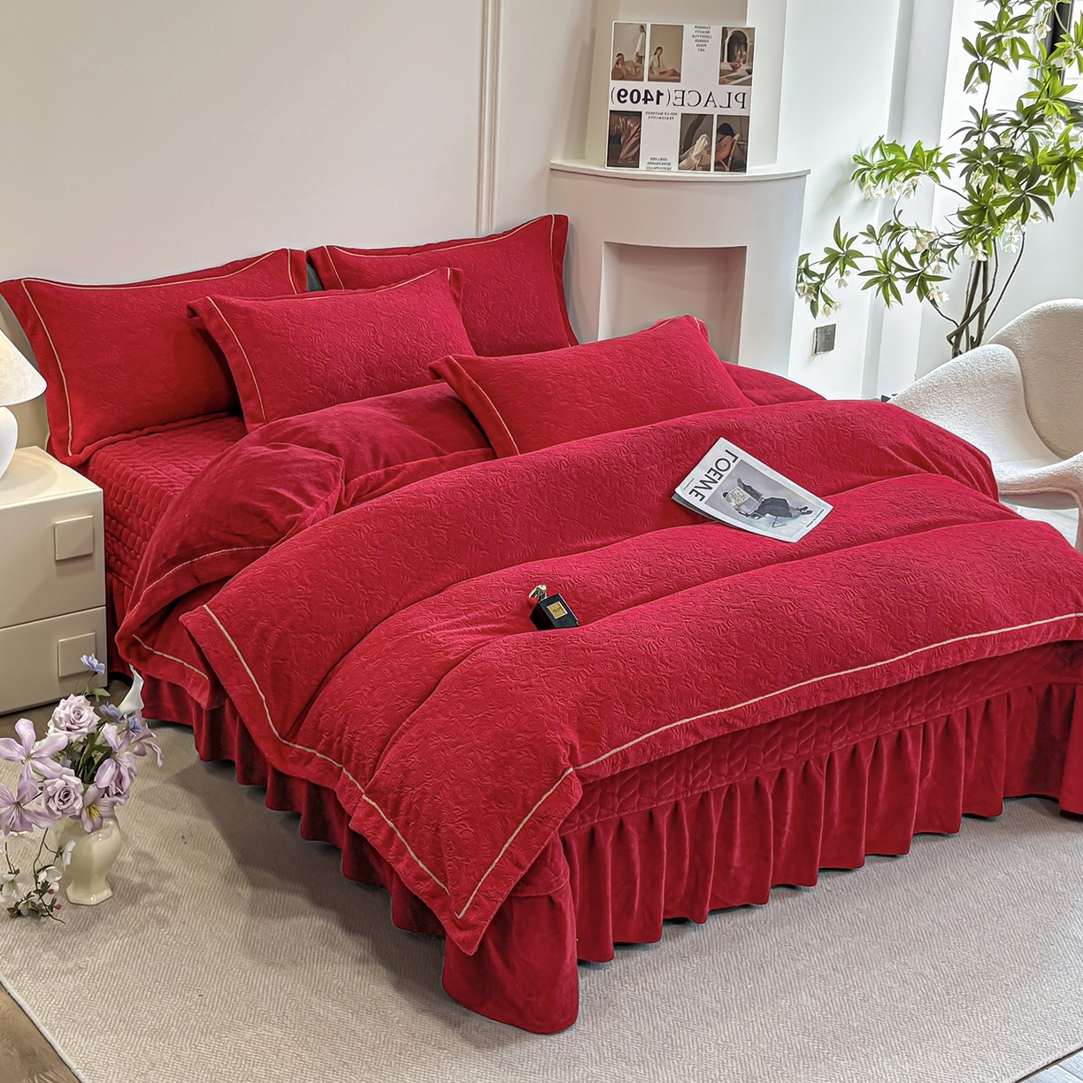 91家纺网 家纺一手货源 找家纺 金艾草 2025新款牛奶绒立体雕花夹棉床盖四件套玫瑰-大红