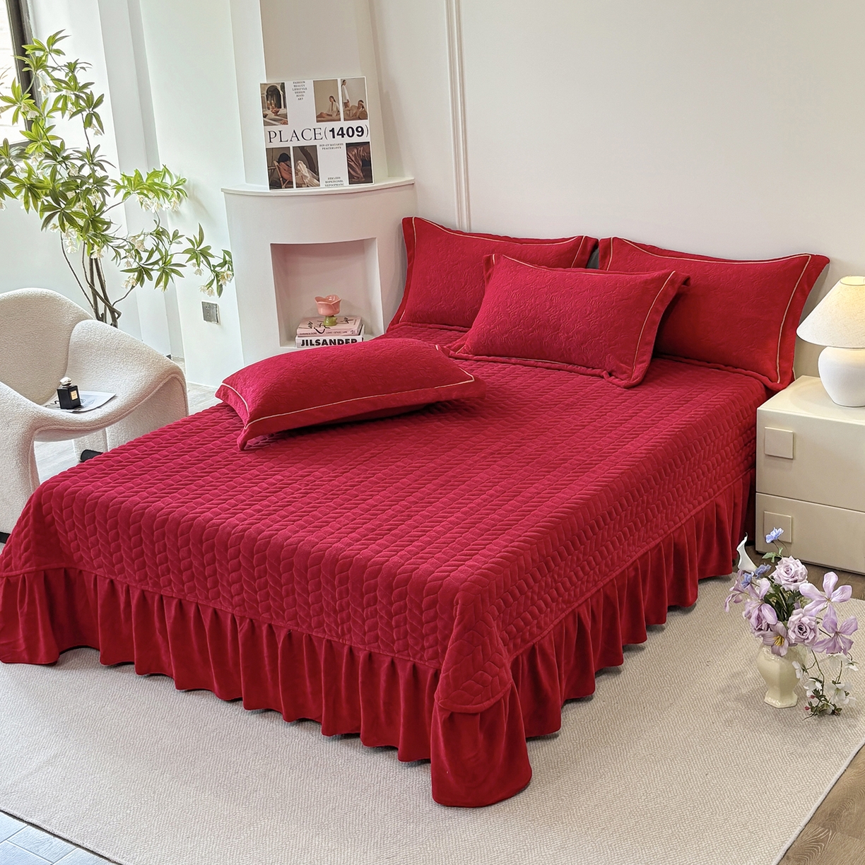 91家纺网 家纺一手货源 找家纺 金艾草 2025新款牛奶绒立体雕花夹棉床盖四件套玫瑰-大红