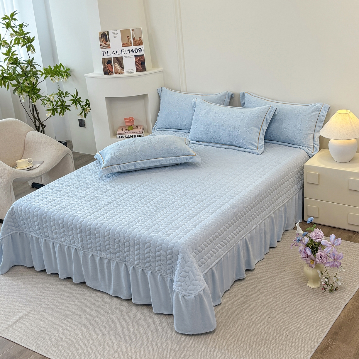 91家纺网 家纺一手货源 找家纺 金艾草 2025新款牛奶绒立体雕花夹棉床盖四件套向日葵-浅蓝