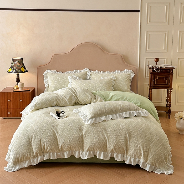 澳梵家居 2025新款雕花牛奶绒韩版四件套-玫瑰蝶语 菱香山茶