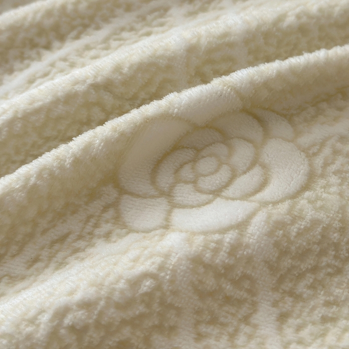 91家纺网 家纺一手货源 找家纺 澳梵家居 2025新款雕花牛奶绒韩版四件套-玫瑰蝶语 菱香山茶