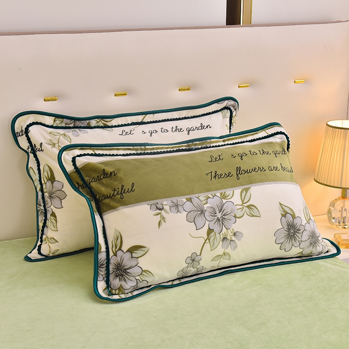 91家纺网 家纺一手货源 找家纺 亿品2025直播爆款9.5斤牛奶绒四件套加厚保暖床裙四件套 情怀