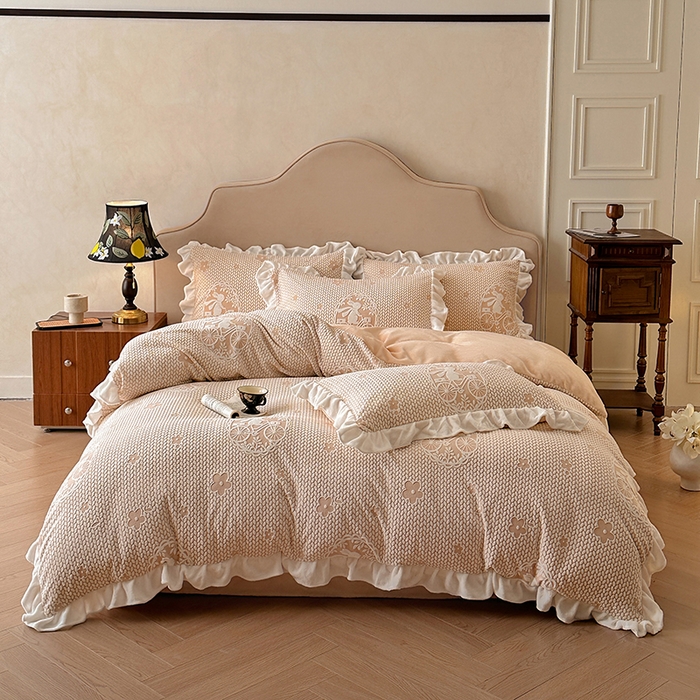 澳梵家居 2025新款雕花牛奶绒韩版四件套-玫瑰蝶语 月影兔踪-玉