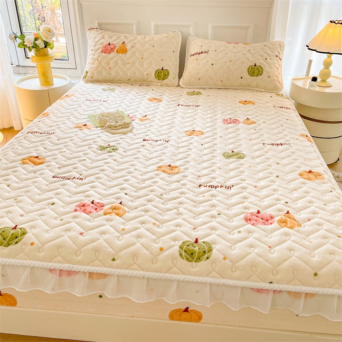 91家纺网 家纺一手货源 找家纺 小萌虎 2025新款A类防静电牛奶绒印花夹棉床笠 小南瓜