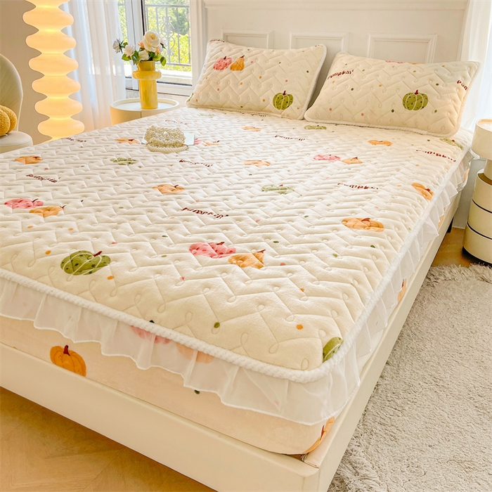 91家纺网 家纺一手货源 找家纺 小萌虎 2025新款A类防静电牛奶绒印花夹棉床笠 小南瓜