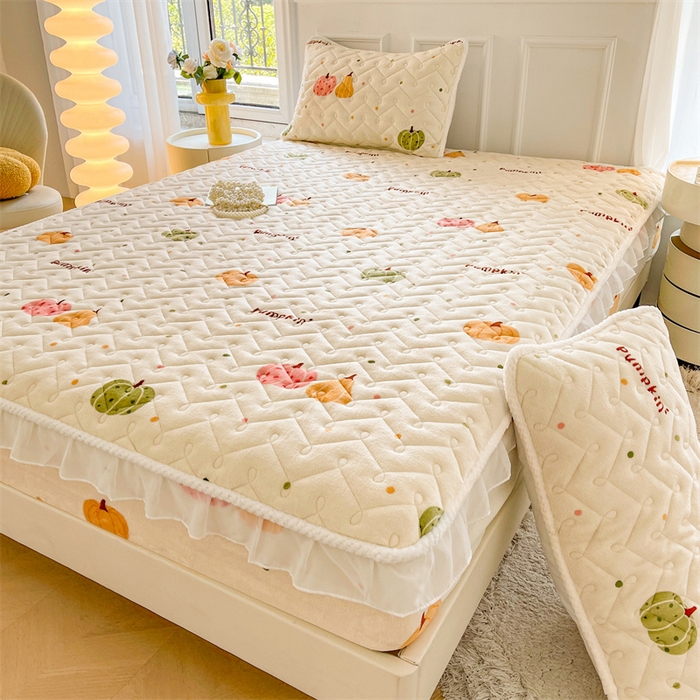 91家纺网 家纺一手货源 找家纺 小萌虎 2025新款A类防静电牛奶绒印花夹棉床笠 小南瓜