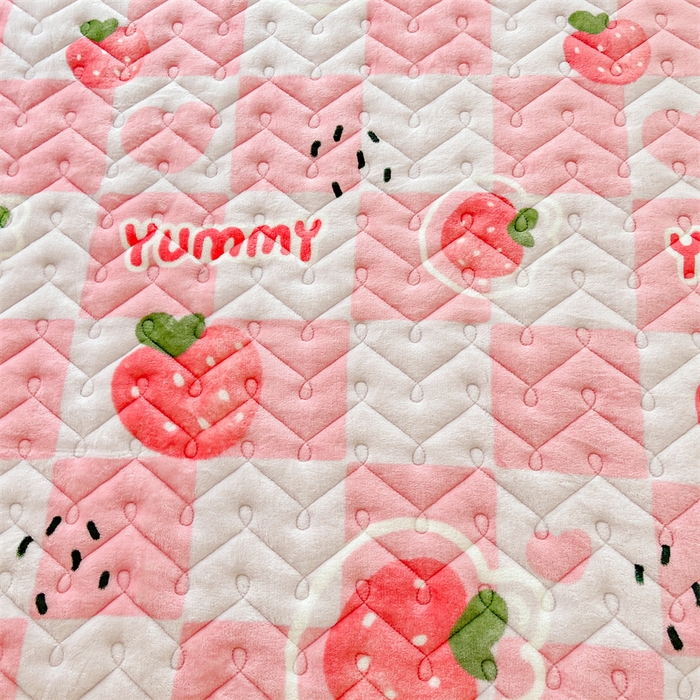 91家纺网 家纺一手货源 找家纺 小萌虎 2025新款A类防静电牛奶绒印花夹棉床笠 草莓派