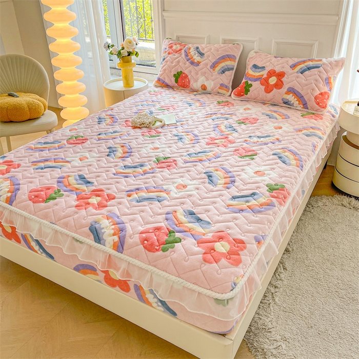 91家纺网 家纺一手货源 找家纺 小萌虎 2025新款A类防静电牛奶绒印花夹棉床笠 彩虹乐园