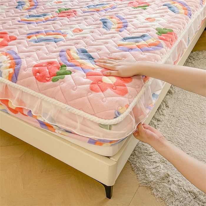 91家纺网 家纺一手货源 找家纺 小萌虎 2025新款A类防静电牛奶绒印花夹棉床笠 彩虹乐园