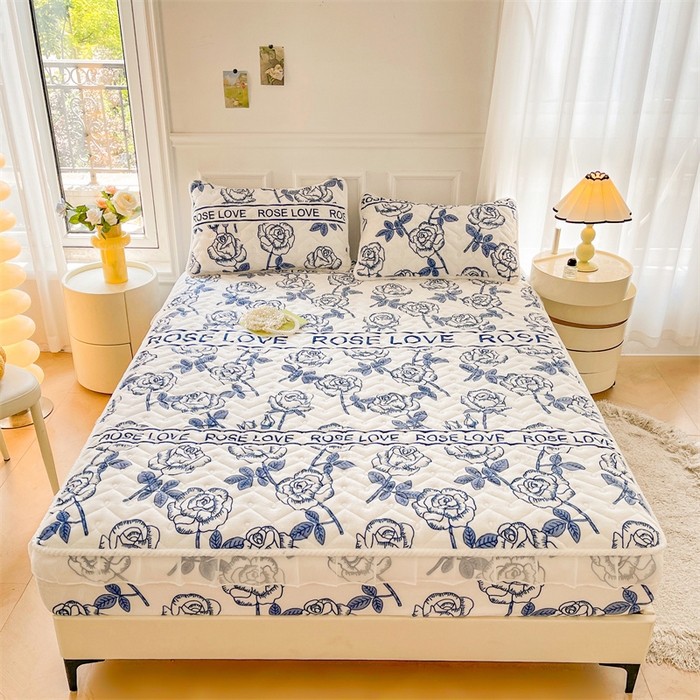 91家纺网 家纺一手货源 找家纺 小萌虎 2025新款A类防静电牛奶绒印花夹棉床笠 玫瑰物语