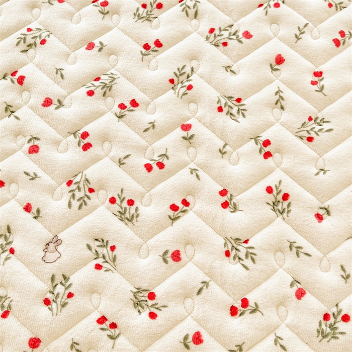 91家纺网 家纺一手货源 找家纺 小萌虎 2025新款A类防静电牛奶绒印花夹棉床笠 小确幸