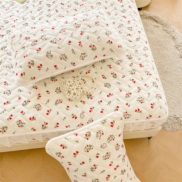 91家纺网 家纺一手货源 找家纺 小萌虎 2025新款A类防静电牛奶绒印花夹棉床笠 小确幸