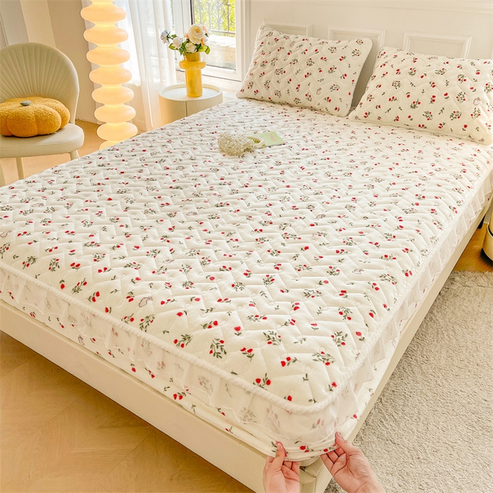 91家纺网 家纺一手货源 找家纺 小萌虎 2025新款A类防静电牛奶绒印花夹棉床笠 小确幸