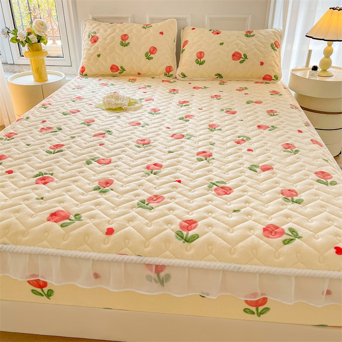 91家纺网 家纺一手货源 找家纺 小萌虎 2025新款A类防静电牛奶绒印花夹棉床笠 郁金香