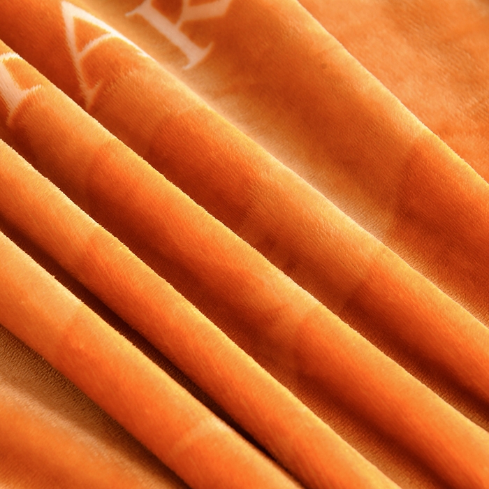 91家纺网 家纺一手货源 找家纺 亿品2025直播爆款9.5斤牛奶绒四件套加厚保暖床裙四件套 秋风十里