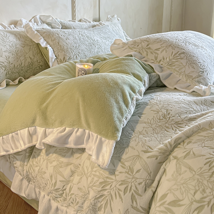 91家纺网 家纺一手货源 找家纺 （总）澳梵家居 2025新款雕花牛奶绒韩版四件套-竹影柔柔