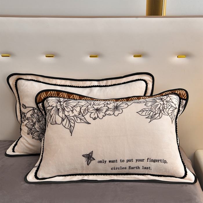 91家纺网 家纺一手货源 找家纺 亿品2025直播爆款9.5斤牛奶绒四件套加厚保暖床裙四件套 告白