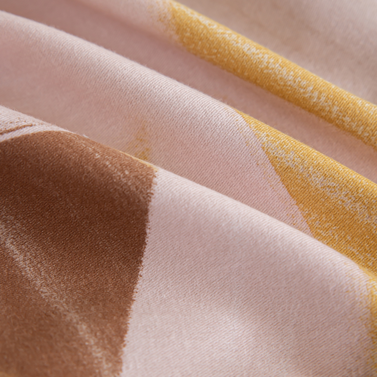 91家纺网 家纺一手货源 找家纺 绫韵家纺 2025秋冬新款印花全棉磨毛冬季加厚纯棉磨毛三件套四件套系列 图兰朵