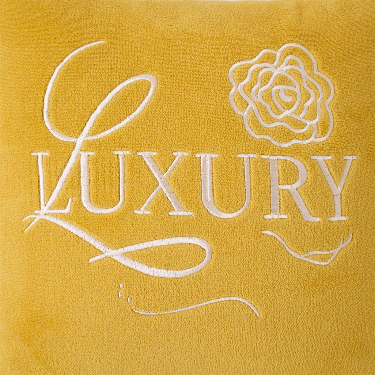 91家纺网 家纺一手货源 找家纺 2025款牛奶绒多功能抱枕被-玫瑰绒语 柠檬黄