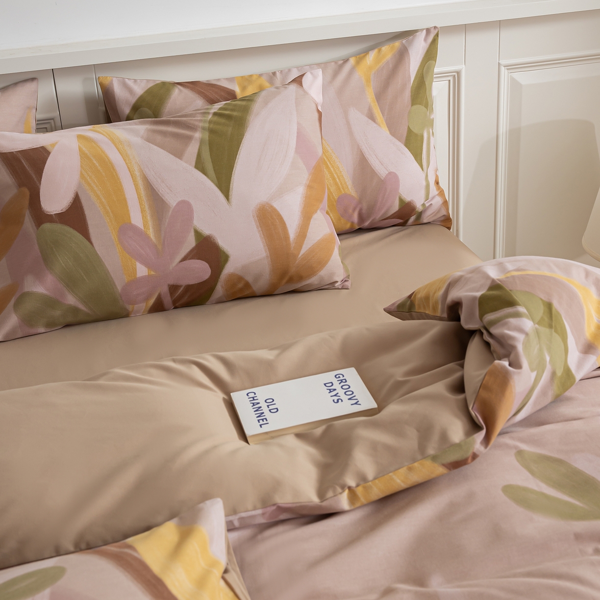 91家纺网 家纺一手货源 找家纺 绫韵家纺 2025秋冬新款印花全棉磨毛冬季加厚纯棉磨毛三件套四件套系列 图兰朵