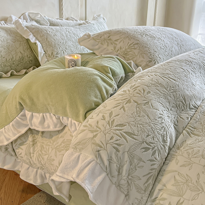 91家纺网 家纺一手货源 找家纺 澳梵家居 2025新款雕花牛奶绒韩版四件套-竹影柔柔 竹影柔柔