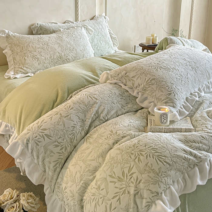 91家纺网 家纺一手货源 找家纺 澳梵家居 2025新款雕花牛奶绒韩版四件套-竹影柔柔 竹影柔柔