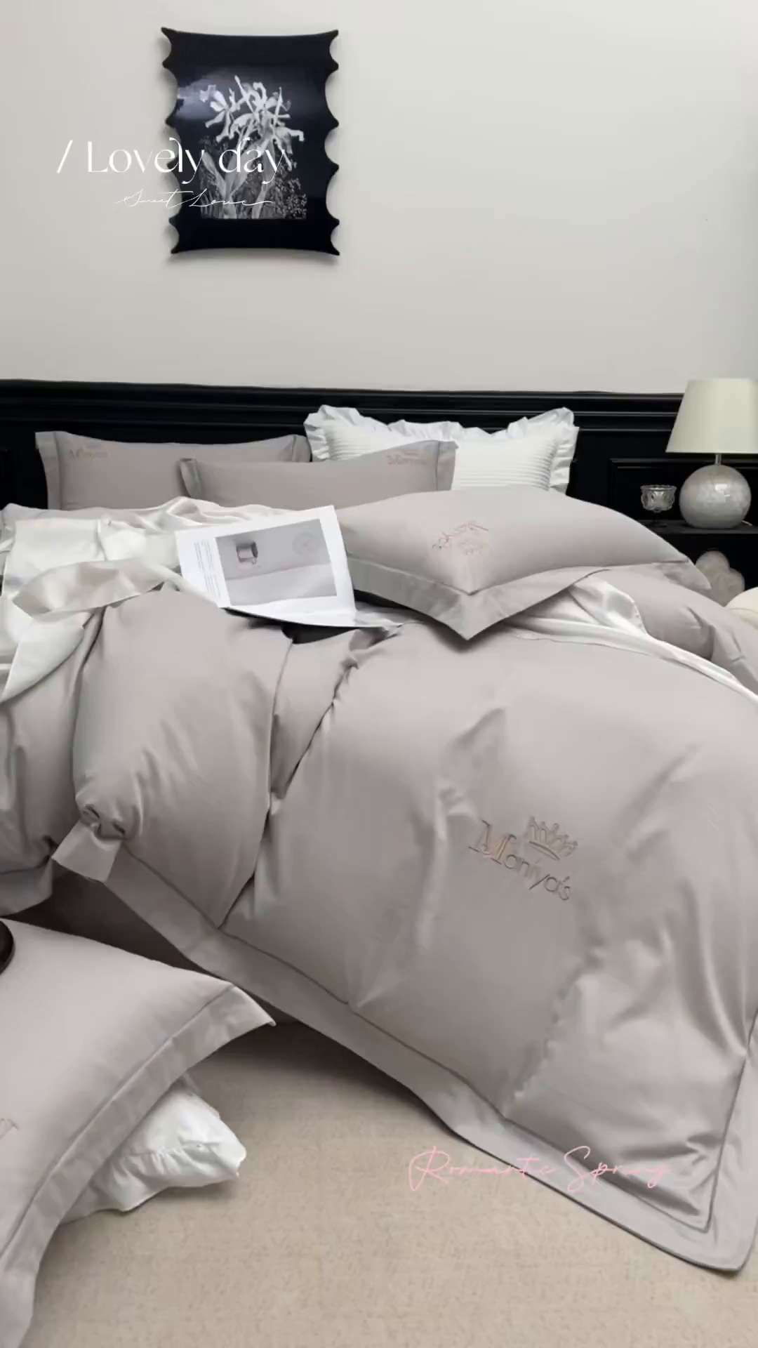 91家纺网 家纺一手货源 找家纺 U品汇 2025新品60S双股120支长绒棉加厚全棉纯棉磨毛刺绣花四件套超细磨毛宽边款礼盒装 希语-高级灰