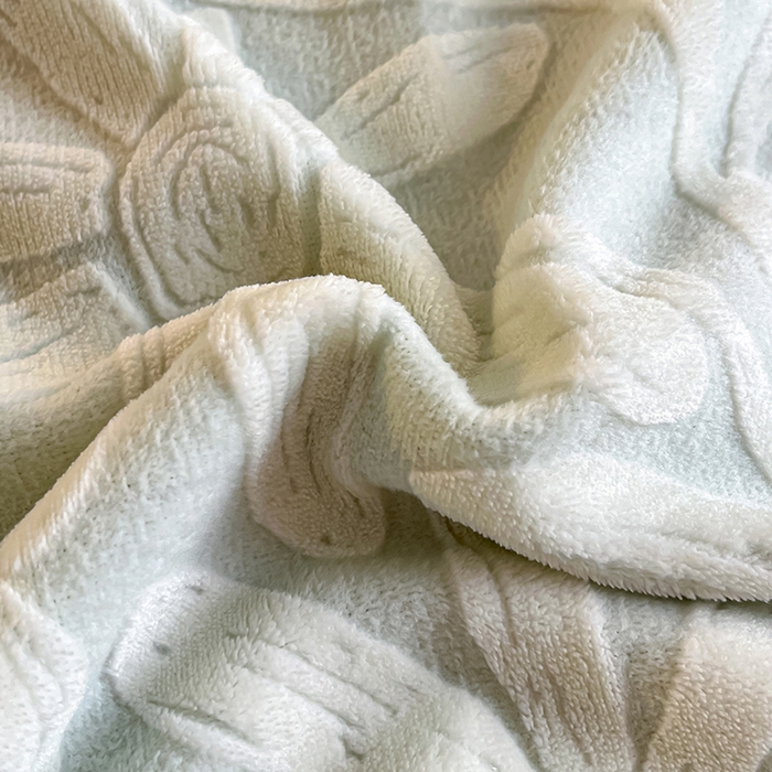 91家纺网 家纺一手货源 找家纺 澳梵家居 2025新款雕花牛奶绒韩版四件套-竹影柔柔 漫调花语-绿