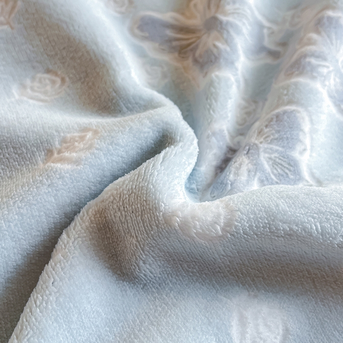 91家纺网 家纺一手货源 找家纺 澳梵家居 2025新款雕花牛奶绒韩版四件套-竹影柔柔 玫瑰蝶语-蓝