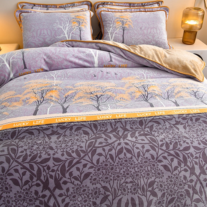 91家纺网 家纺一手货源 找家纺 亿品2025直播爆款9.5斤牛奶绒四件套加厚保暖床裙四件套 梦幻森林