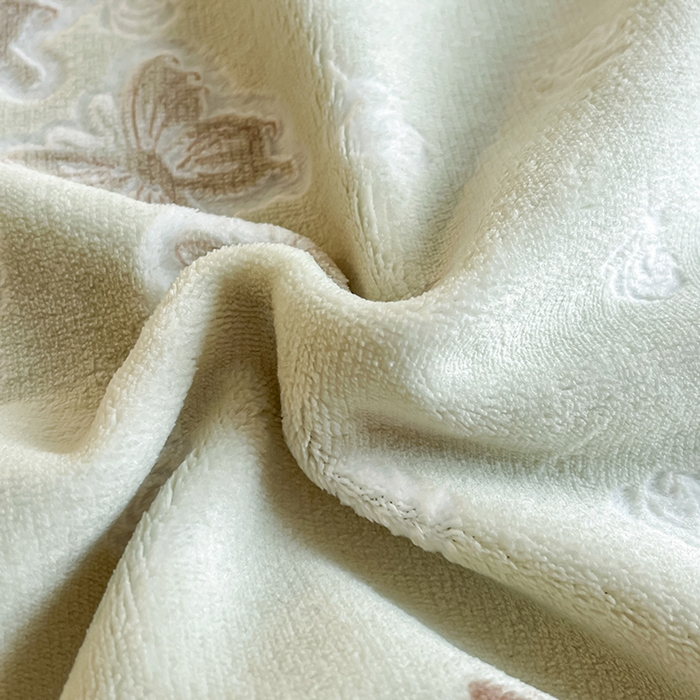 91家纺网 家纺一手货源 找家纺 澳梵家居 2025新款雕花牛奶绒韩版四件套-竹影柔柔 玫瑰蝶语-绿