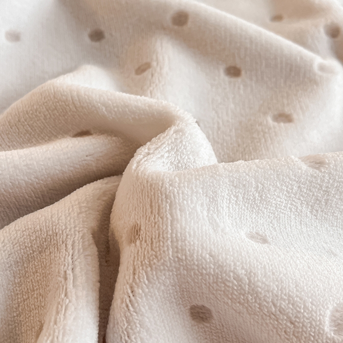 91家纺网 家纺一手货源 找家纺 澳梵家居 2025新款雕花牛奶绒韩版四件套-竹影柔柔 奶芙蝴蝶结