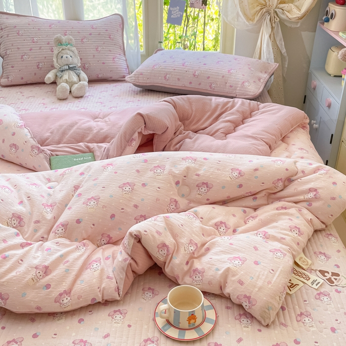 91家纺网 家纺一手货源 找家纺 老帅的工厂店 2025新款7A抗菌床盖加厚被芯云感春秋冬被子被芯四件套系列（有买家秀） 甜心兔