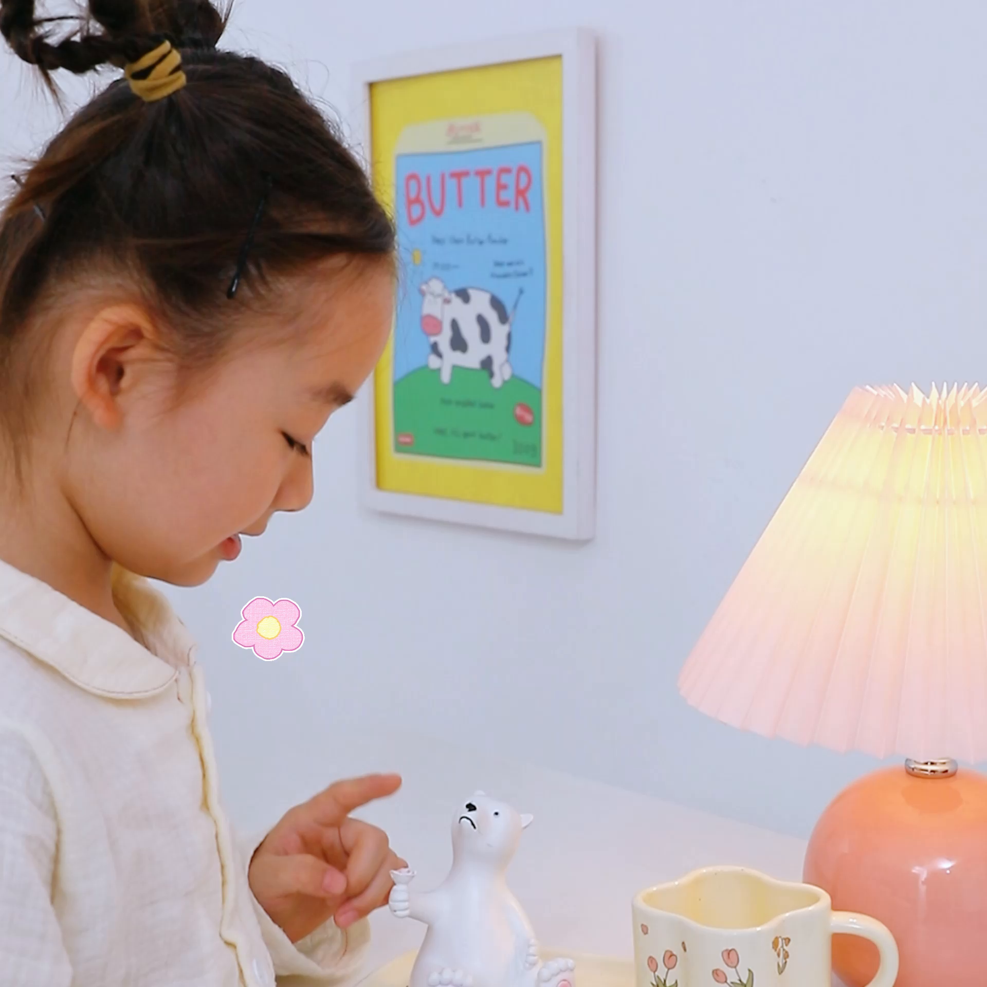 91家纺网 家纺一手货源 找家纺 2025新款加厚北极绒便携式手提抱枕被-平安狗（控价小号68   大号98 ） 西瓜红