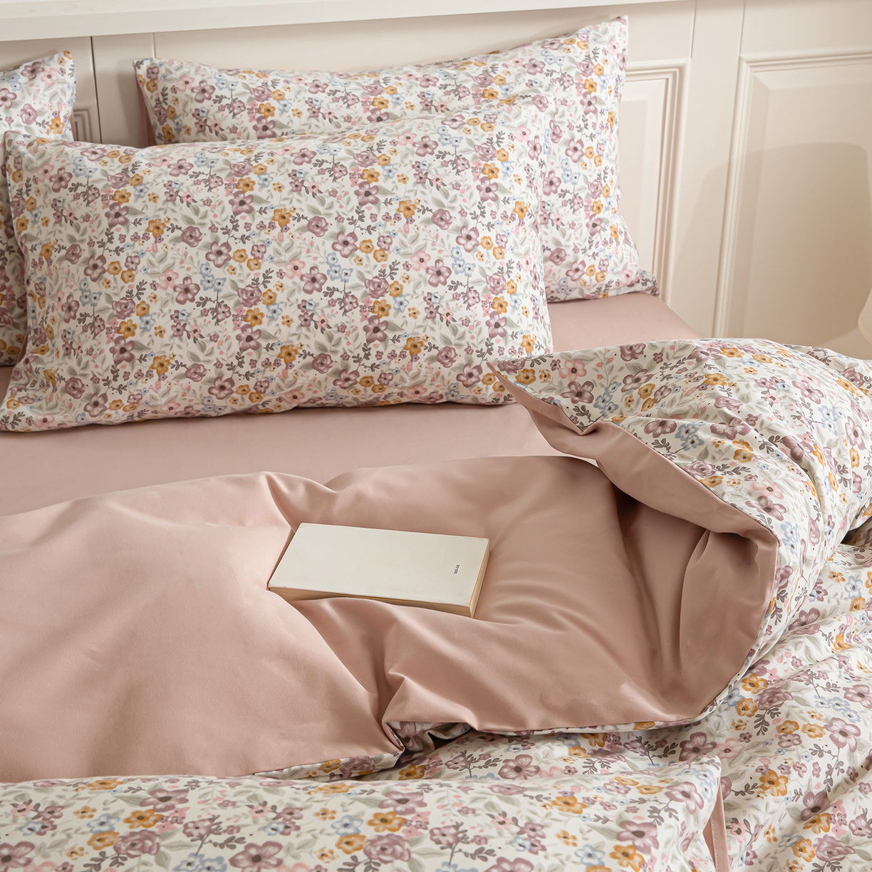 91家纺网 家纺一手货源 找家纺 绫韵家纺 2025秋冬新款印花全棉磨毛冬季加厚纯棉磨毛三件套四件套系列 微微安