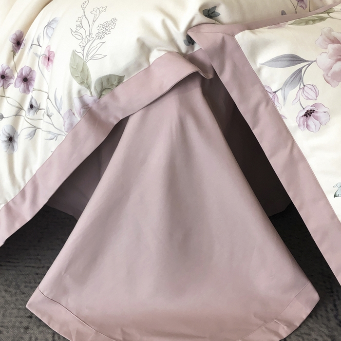 91家纺网 家纺一手货源 找家纺 薏思家纺 2025新款全棉斜纹加厚数码印花-宽边磨毛系列 蝶花清梦