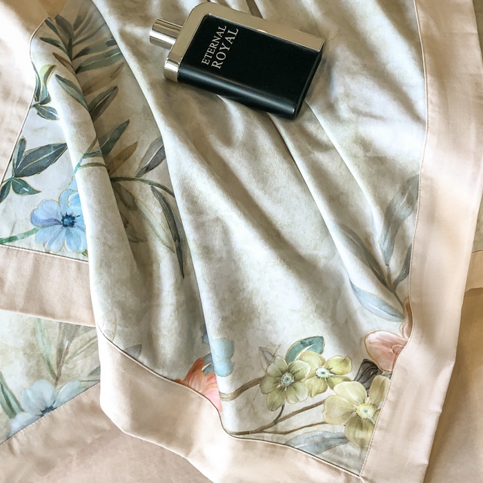 91家纺网 家纺一手货源 找家纺 薏思家纺 2025新款全棉斜纹加厚数码印花-宽边磨毛系列 美伊绿