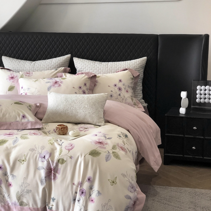 91家纺网 家纺一手货源 找家纺 薏思家纺 2025新款全棉斜纹加厚数码印花-宽边磨毛系列 蝶花清梦