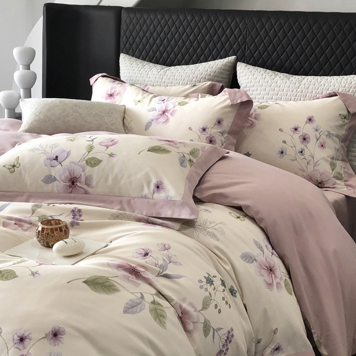 91家纺网 家纺一手货源 找家纺 薏思家纺 2025新款全棉斜纹加厚数码印花-宽边磨毛系列 蝶花清梦