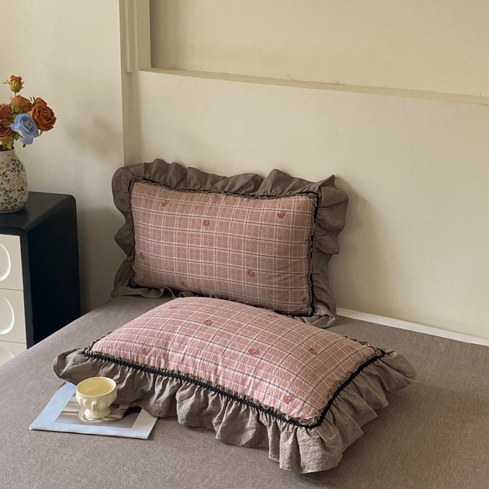 91家纺网 家纺一手货源 找家纺 艺玲家纺 2025新款亲肤舒适复古水洗亚麻四件套 简粉格