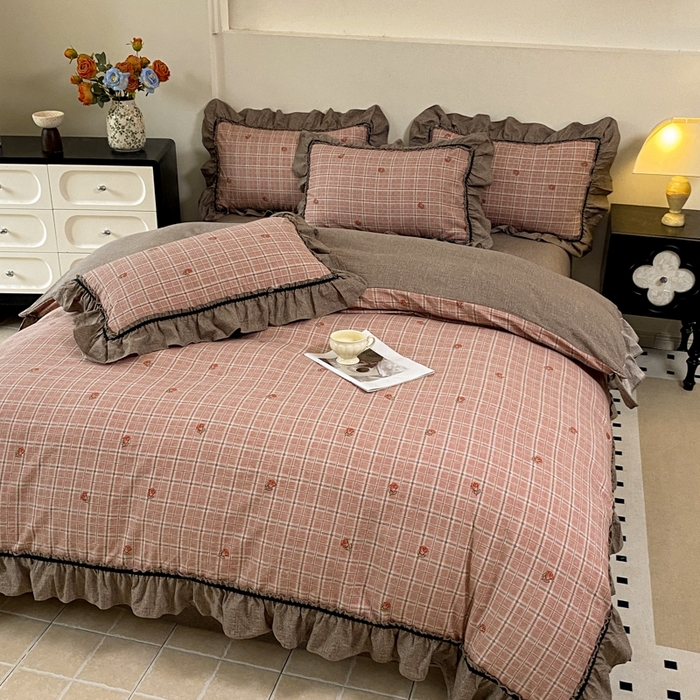 91家纺网 家纺一手货源 找家纺 艺玲家纺 2025新款亲肤舒适复古水洗亚麻四件套 简粉格