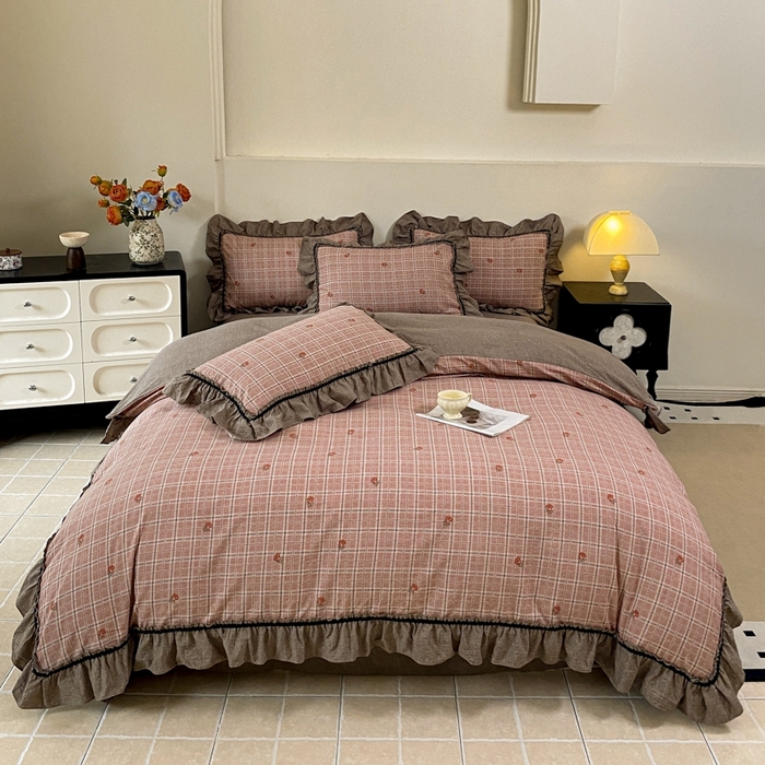 91家纺网 家纺一手货源 找家纺 艺玲家纺 2025新款亲肤舒适复古水洗亚麻四件套 简粉格