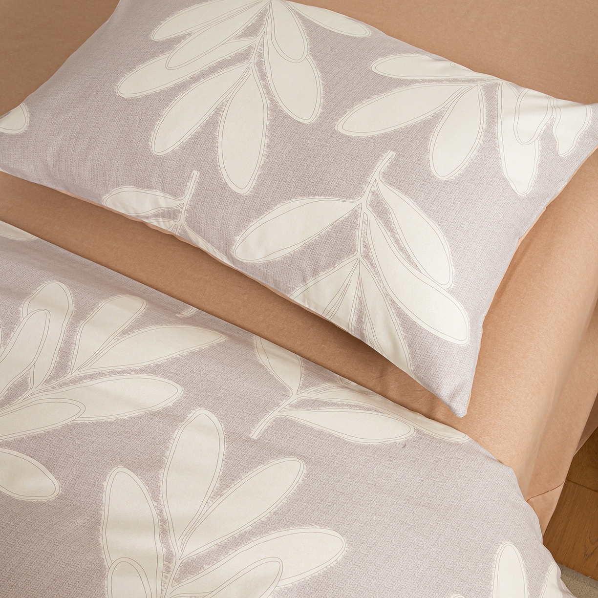 91家纺网 家纺一手货源 找家纺 绫韵家纺 2025秋冬新款印花全棉磨毛冬季加厚纯棉磨毛三件套四件套系列 亦初-咖