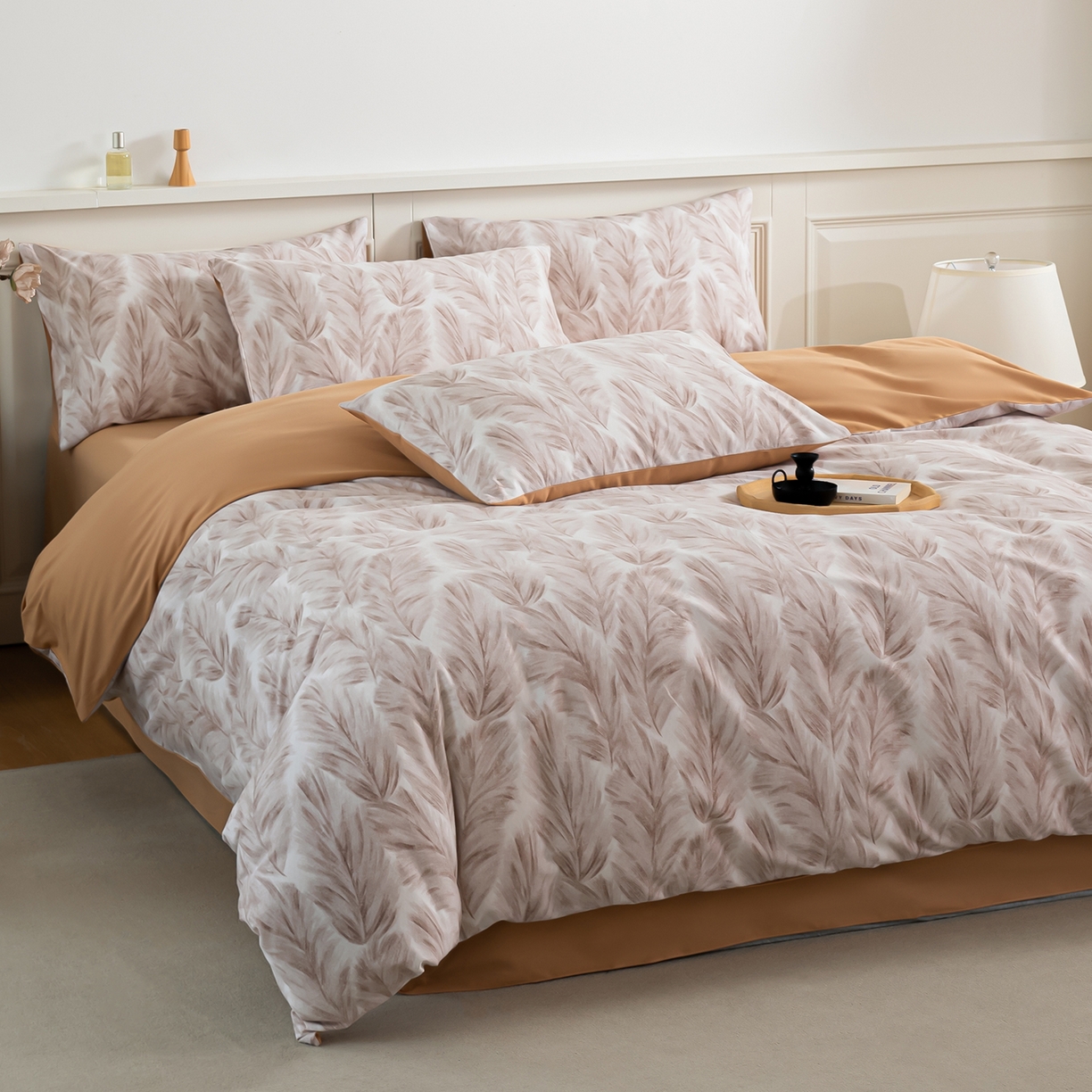 91家纺网 家纺一手货源 找家纺 绫韵家纺 2025秋冬新款印花全棉磨毛冬季加厚纯棉磨毛三件套四件套系列 羽裳-桔