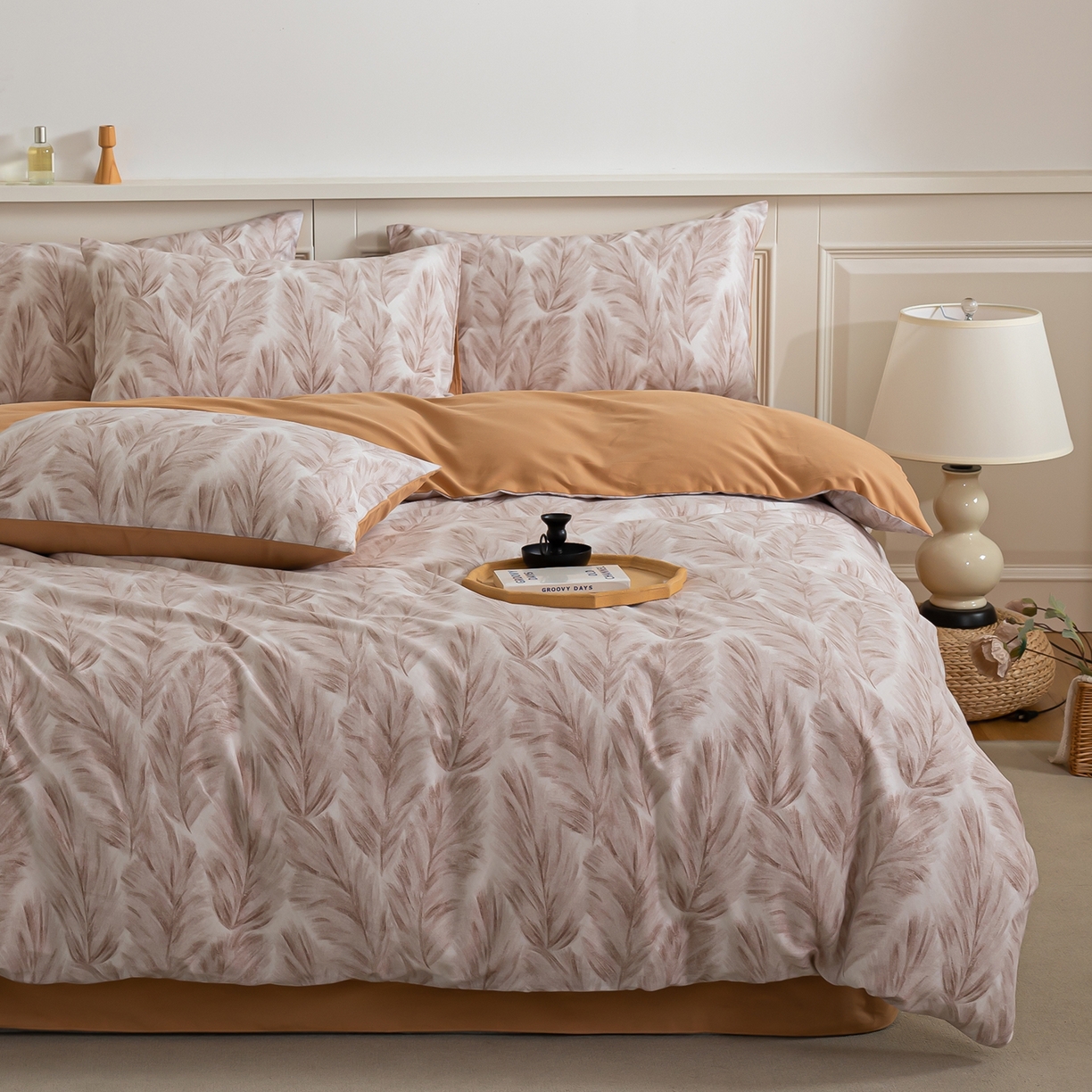 91家纺网 家纺一手货源 找家纺 绫韵家纺 2025秋冬新款印花全棉磨毛冬季加厚纯棉磨毛三件套四件套系列 羽裳-桔