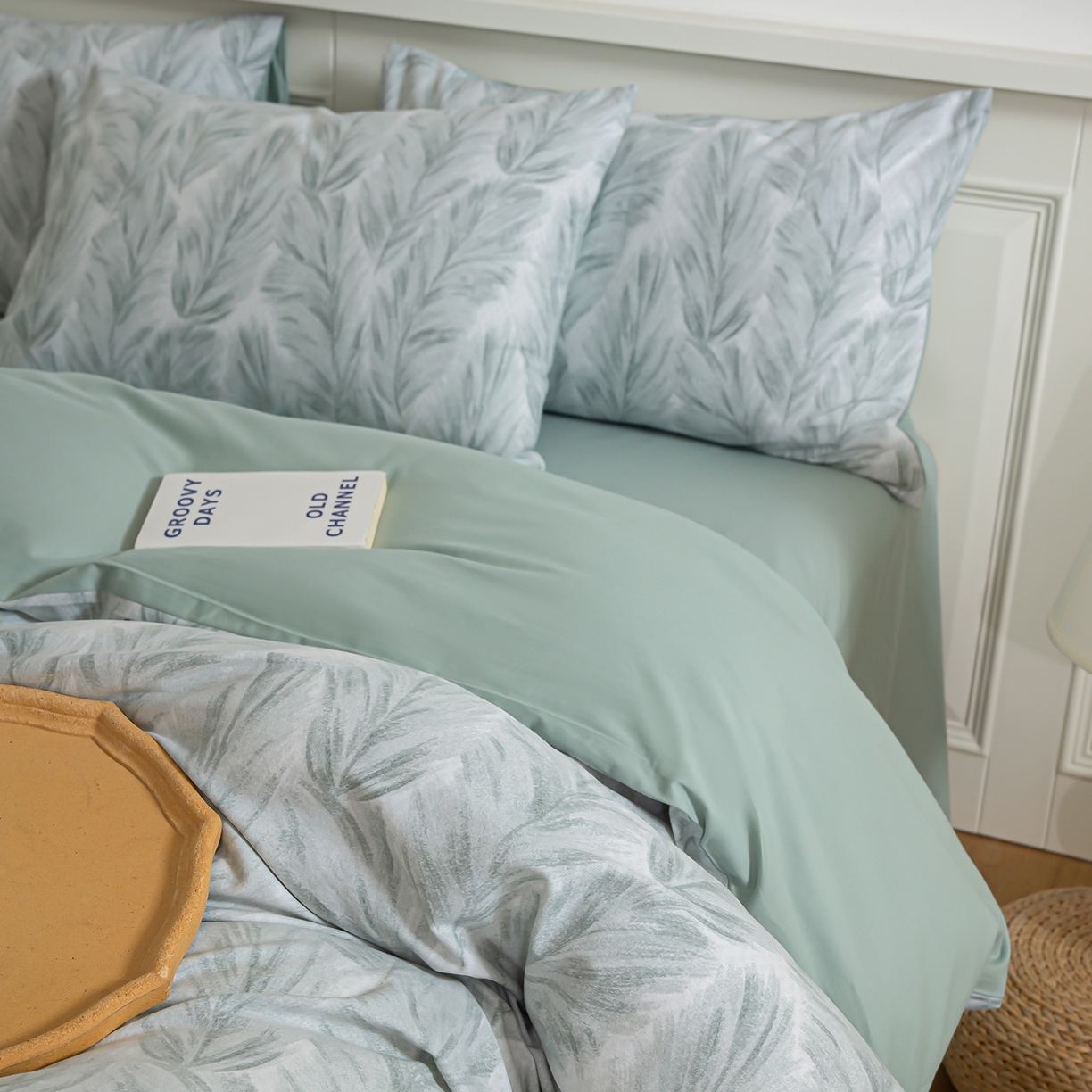 91家纺网 家纺一手货源 找家纺 绫韵家纺 2025秋冬新款印花全棉磨毛冬季加厚纯棉磨毛三件套四件套系列 羽裳-绿