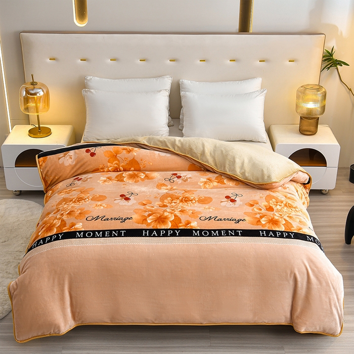 91家纺网 家纺一手货源 找家纺 亿品2025直播爆款9.5斤牛奶绒四件套加厚保暖床裙四件套 樱桃花香