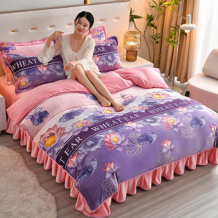 91家纺网 家纺一手货源 找家纺 亿品2025直播爆款9.5斤牛奶绒四件套加厚保暖床裙四件套 紫韵