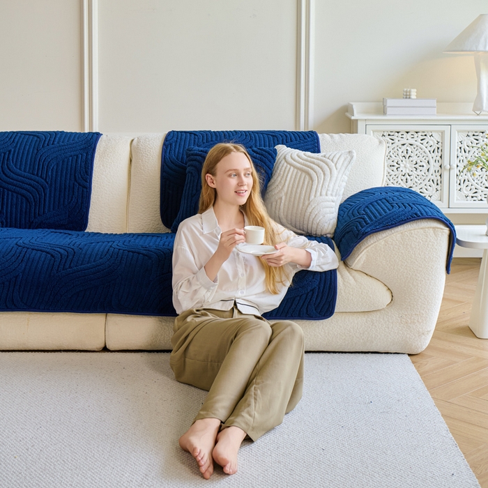 91家纺网 家纺一手货源 找家纺 闲鱼家纺 2025新款软糯厚实舒棉绒沙发垫 宝蓝